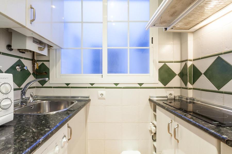 Peral Home Cozy Apartment เซบีญา ภายนอก รูปภาพ