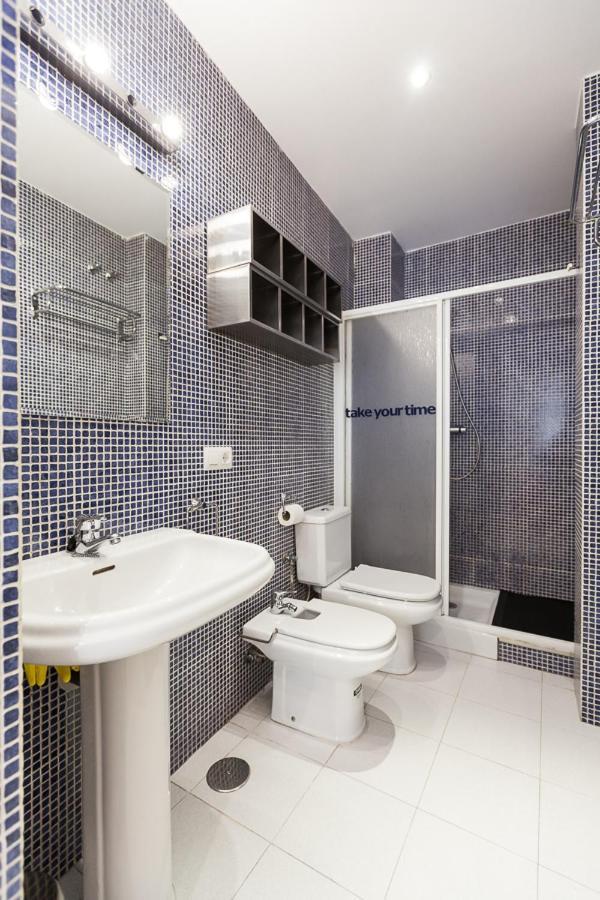 Peral Home Cozy Apartment เซบีญา ภายนอก รูปภาพ