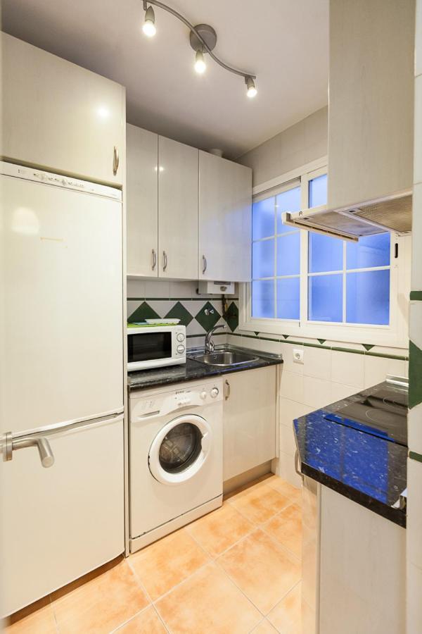 Peral Home Cozy Apartment เซบีญา ภายนอก รูปภาพ